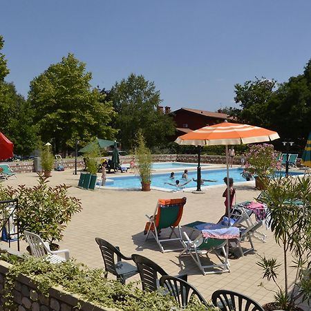 Gelindo Dei Magredi Hotel Vivaro Ruang foto