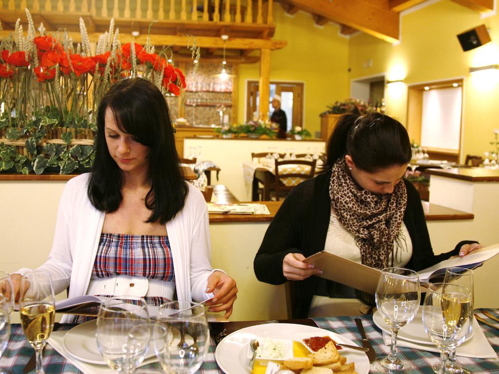 Gelindo Dei Magredi Hotel Vivaro Bagian luar foto